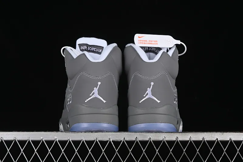 All categories Air Jordan Jordan series basketball shoes Air Jordan 5 Air Jordan 5 Retro AJ5 Joe 5 wolf gray color 136027-005